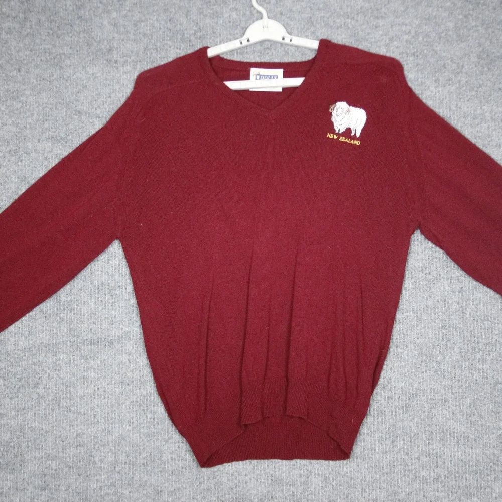 Woolly Jumpers New Zealand V‎ Neck Merino Wool Sweater Mens L Sheep Embroidered